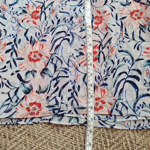 CABI Multicolor Floral Print Sleeveless V-Neck Blouse Women's Size Medium - Picture 7 of 11